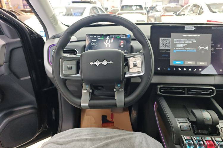 Used Formula Leopard Titanium 3 2025 501 km All-Wheel Drive Intelligent Driving Max Edition
