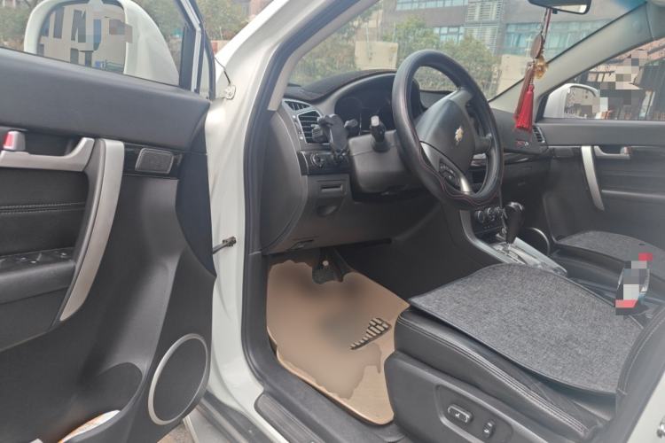 Used Chevrolet Captiva 2015 2.4L Two-Wheel Drive Urban Version 7 Seats