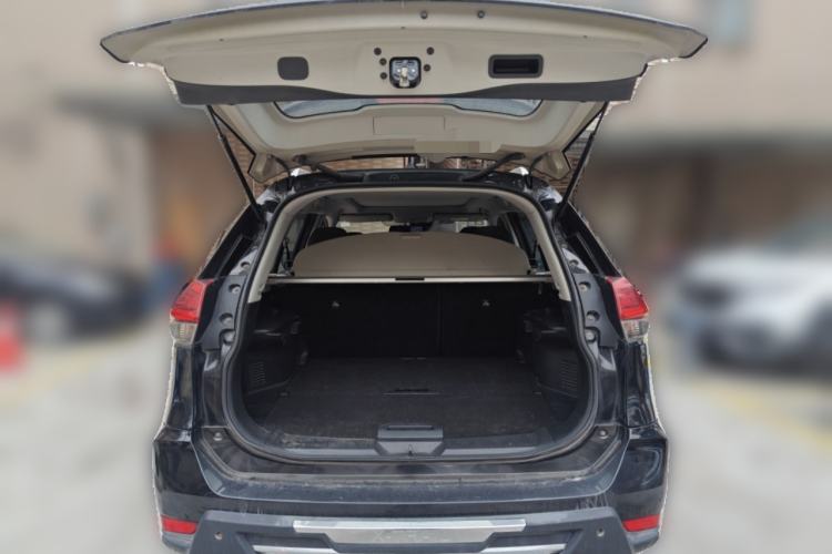 Used Nissan X-Trail 2019 2.0L CVT Smart Connect Comfort Edition 2WD
