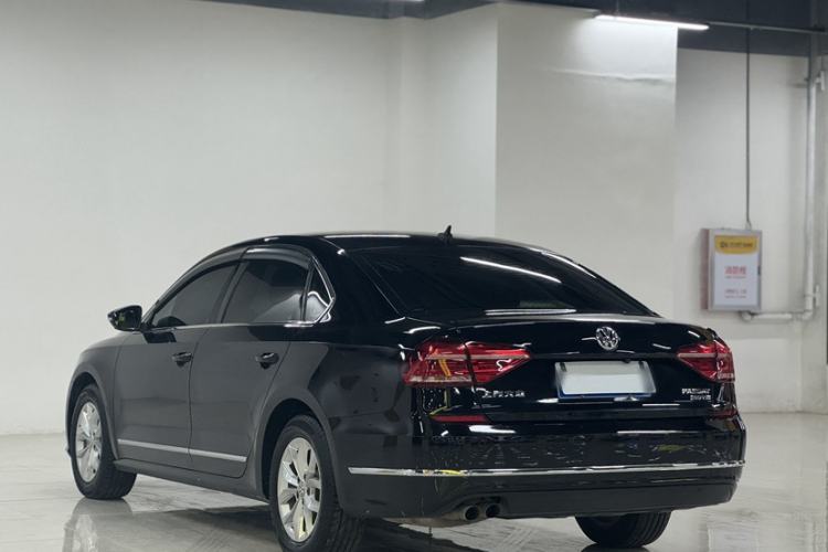 Used Volkswagen Passat 2017 280TSI DSG Luxury Edition
