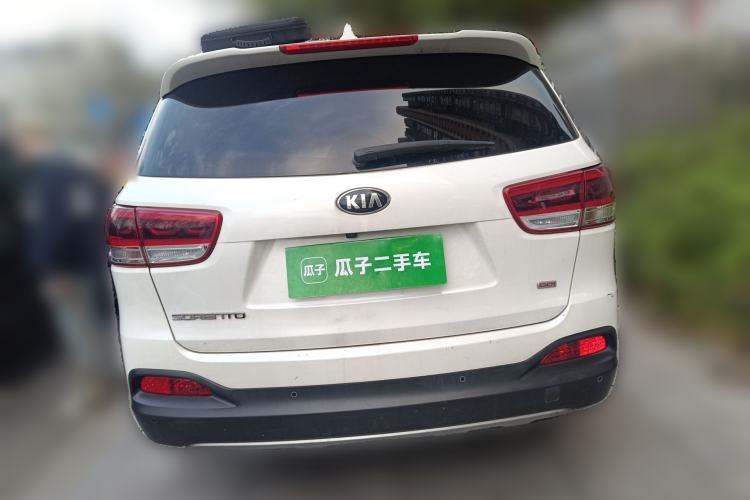 Used Kia Sorento 2015 Sorento L 2.4L Gasoline 4WD Elite Edition 5 Seats China IV Standard
