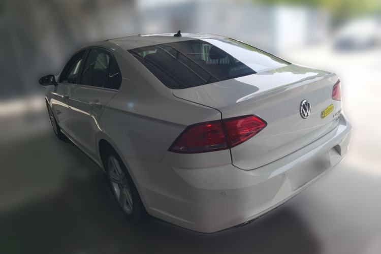 Used Volkswagen Lamando 2017 280TSI DSG Comfort Edition Rear Left 45 Deg