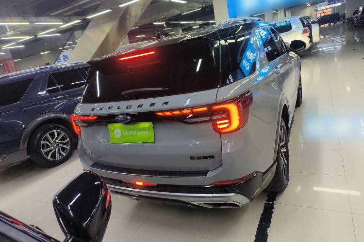 Used Ford Explorer 2023 EcoBoost 285 Four-Wheel Drive Red Gold Edition 6 Seats
