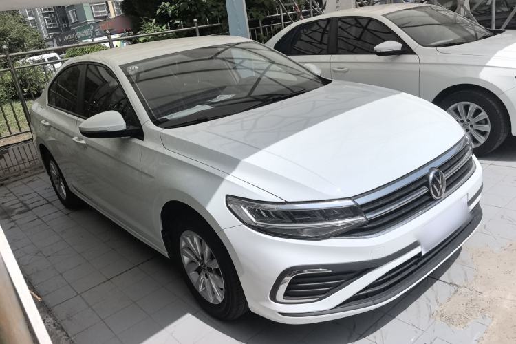 Used Volkswagen Bora 2024 200TSI DSG Comfort Edition Front Right 45 Deg