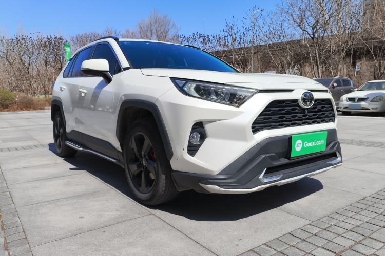 Used Toyota RAV4 2020 2.0L CVT Two-Wheel Drive Fashion Edition Exterior 4