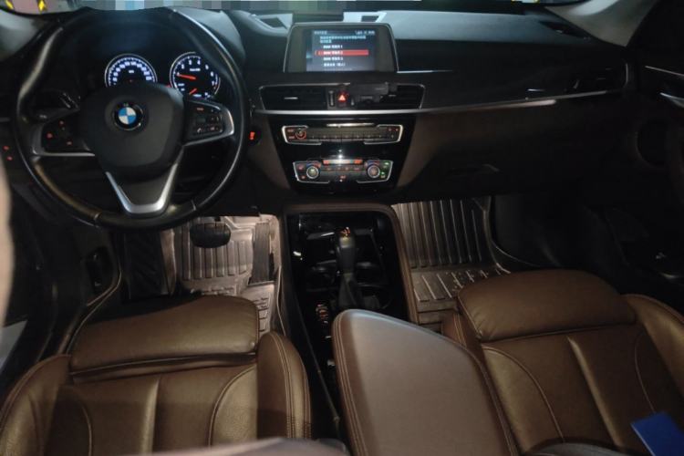 Used BMW X1 2019 sDrive18Li Premium Edition Center Console