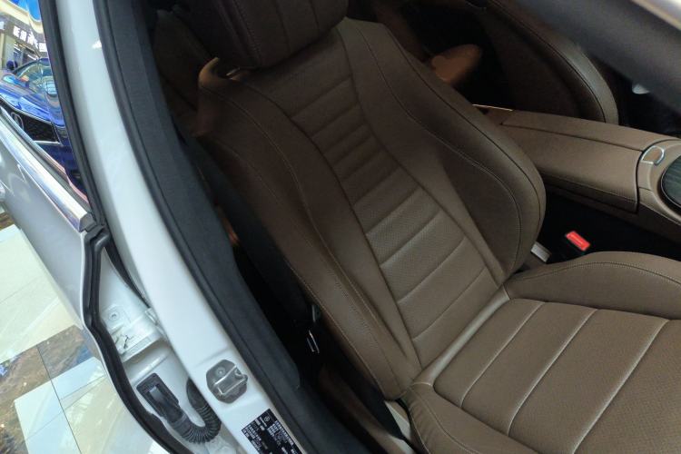 Used Mercedes-Benz E-Class 2019 Restyled E 300 L Sporty and Stylish Edition