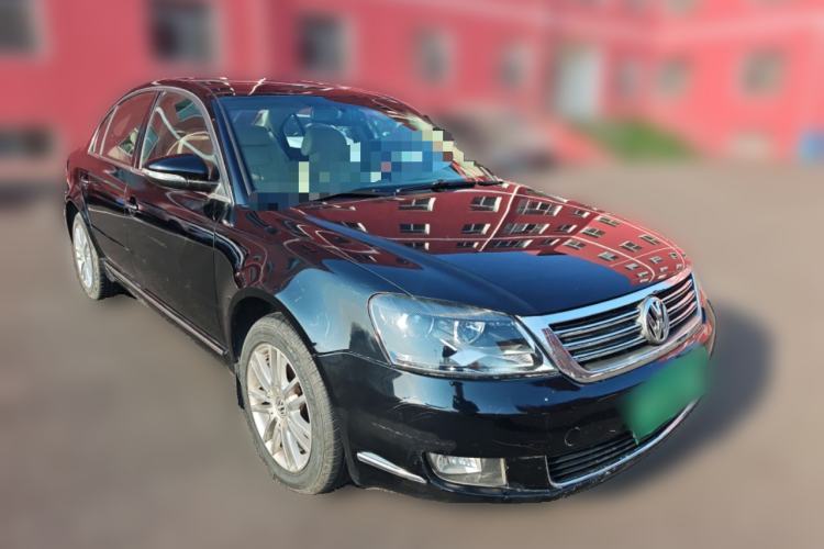 Used Volkswagen Passat 2009 1.8T Manual Luxury Edition Front Right 45 Deg