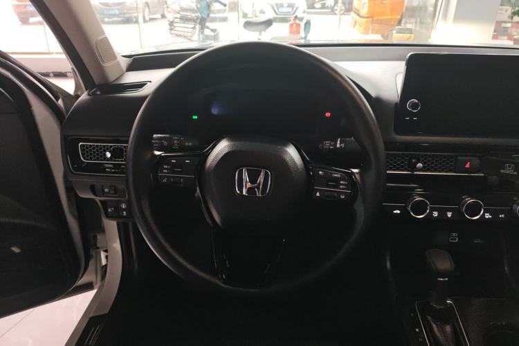 Used Honda Civic 2022 240TURBO CVT Dynamic Edition
