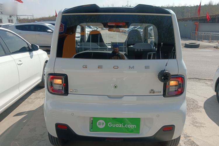 Used Geely Galaxy Panda 2024 Panda Mini 200km Endurance Bear
