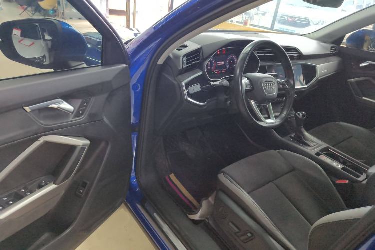 Used Audi Q3 2021 35 TFSI Progressive Dynamic Edition