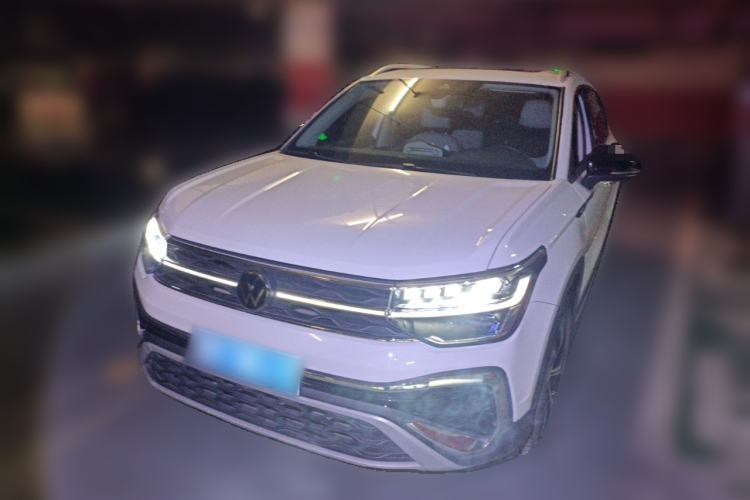 Used Volkswagen Tharu 2023 300TSI Two-Wheel-Drive Full Moon Edition