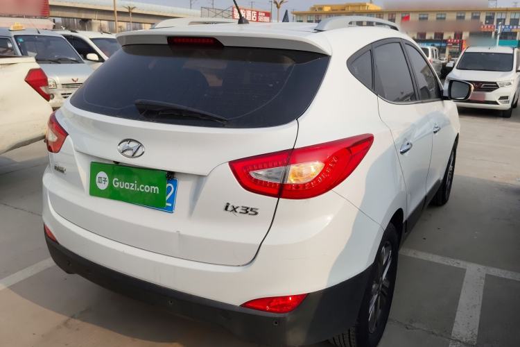 Used Hyundai ix35 2015 2.0L Automatic 2WD Smart Version China V Standard
