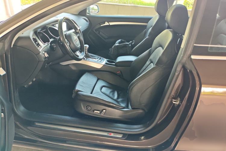 Used Audi A5 2016 Coupe 45 TFSI Ambition Edition Left Front Seat