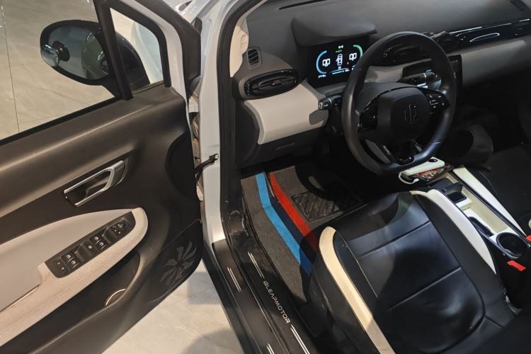 Used Leapmotor T03 2023 310 Lite Edition Driver Seat