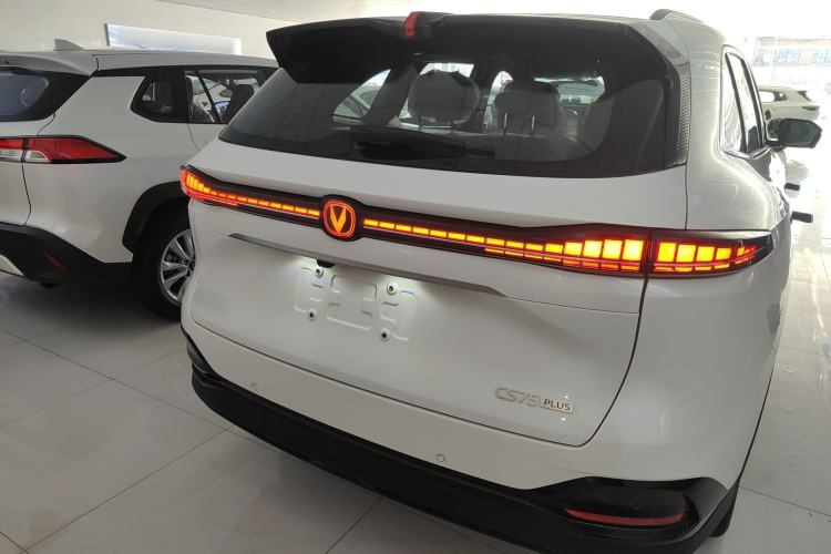 Used CHANGAN CS75 PLUS 2025 Model, 4th Generation 1.5T New Blue Whale Smart Excellence Version