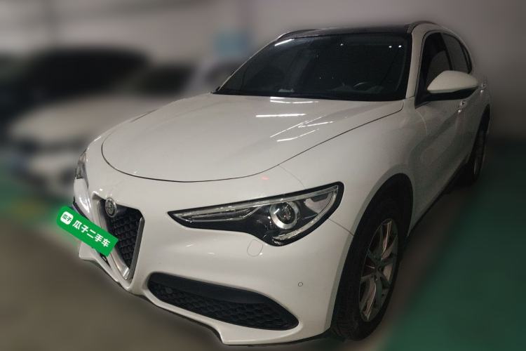 Used Alfa Romeo Stelvio 2017 2.0T 200HP Luxury Edition