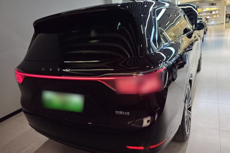 Used Hima AITO M9 2024 Range-Extended Ultra Version 52 kWh 5-Seater Model
