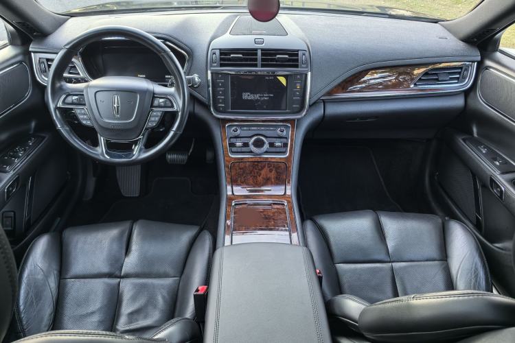 Used Lincoln Continental 2019 2.0T Two-Wheel Drive Luxury Edition China VI Standard