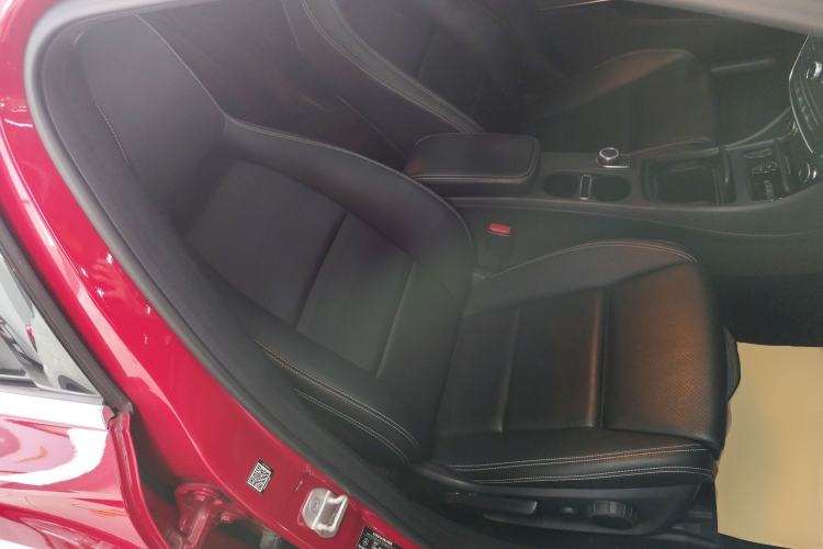 Used Mercedes-Benz GLA 2016 GLA 200 Fashion Model Right Front Seat