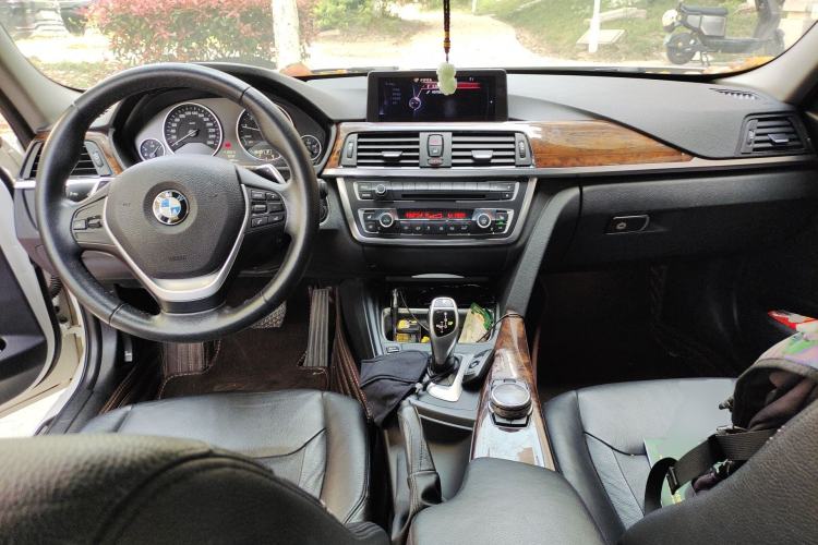 Used BMW 3 Series 2014 320Li Fashion Design Package
