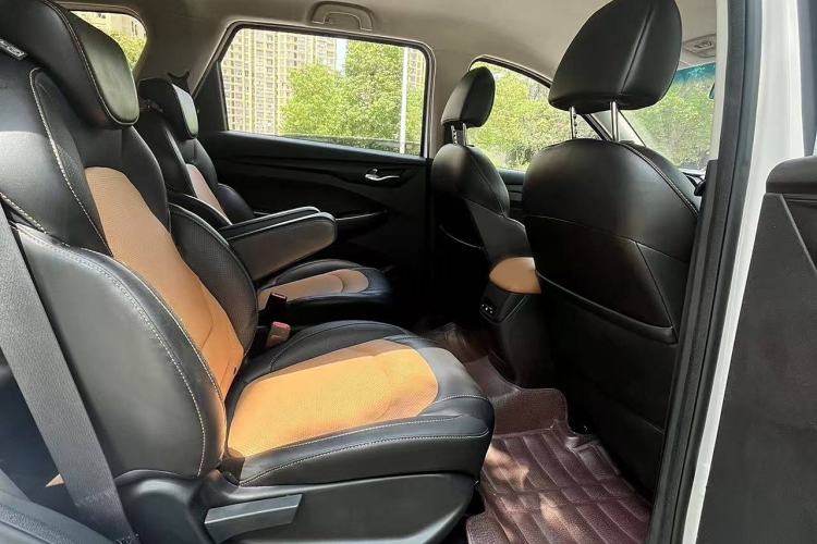 Used Wuling Hongguang S3 2018 1.5L Manual Comfort Model China V Standard