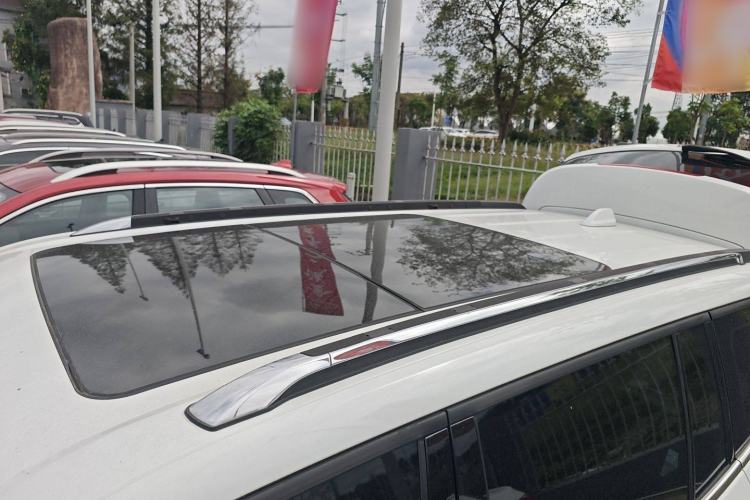 Used Jeep Commander 2018 2.0T Two-Wheel Drive Enjoy Edition China V