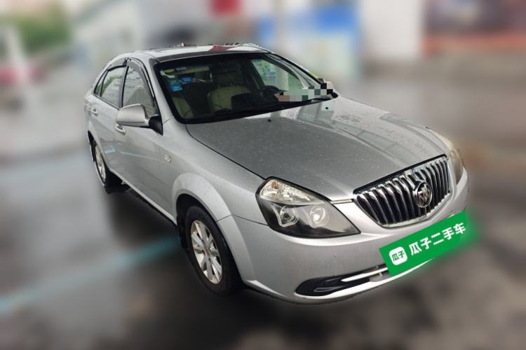 Used Buick Excelle 2015 1.5L Manual Classic Trim Front Right 45 Deg