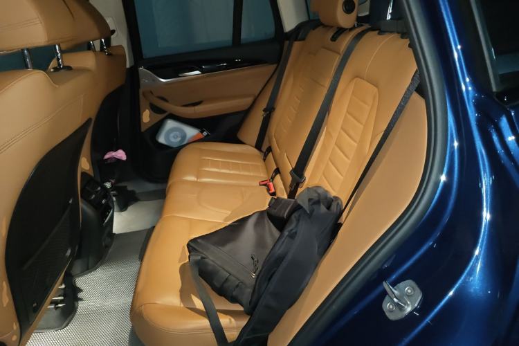 Used BMW X3 2018 xDrive25i M Sport Package China VI Interior 4