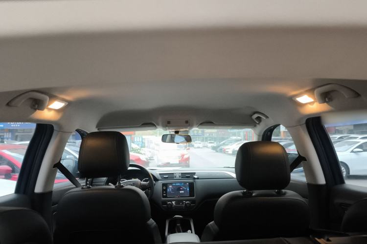 Used Qoros 5 2018 Revised Version 1.6T Automatic Leading Edition