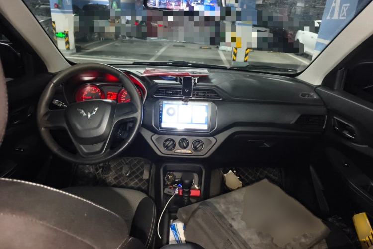 Used Wuling Hongguang 2019 1.5L S Basic Version China VI Standard LAR