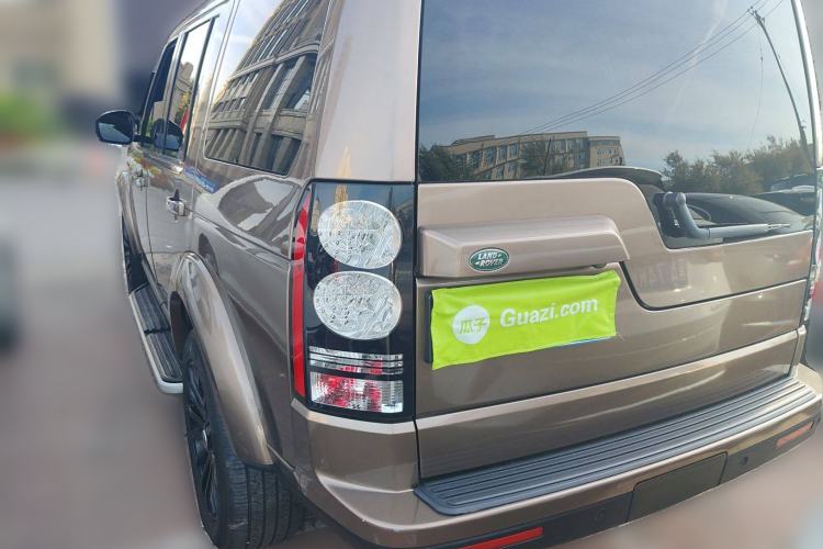 Used Land Rover Discovery 2013 3.0 SDV6 HSE Diesel Edition Rear Left 45 Deg