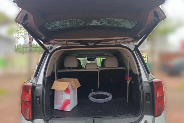 Used GAC Trumpchi GS8 2022 Double-Energy Series 2.0TM Four-Wheel Drive Premium Edition (7 Seats) Trunk