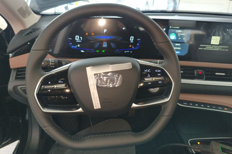 Used Bestune B70 2024 Dragon Edition 1.5T Leading Model Steering Wheel