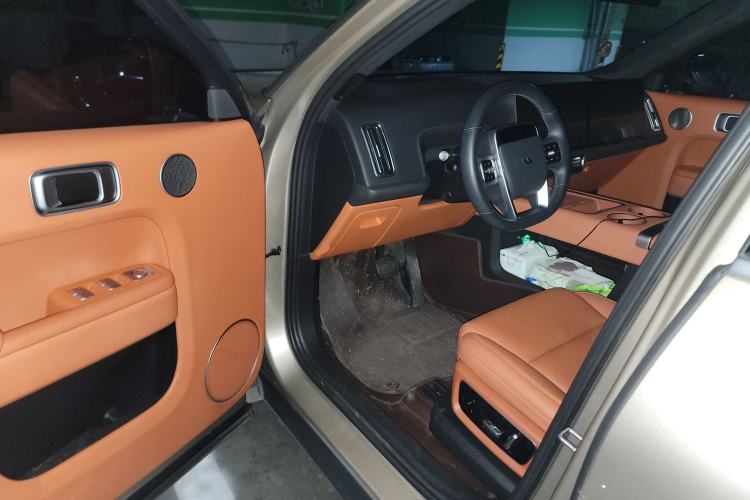 Used Li Auto L9 2022 Max model
