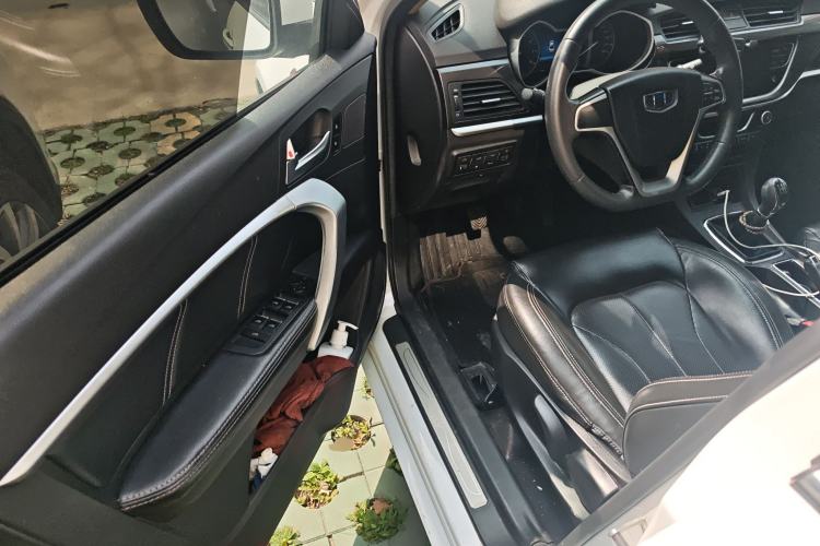 Used Geely Auto Emgrand 2017 Sedan Million Edition 1.5L Manual - Upward Version