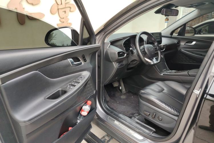 Used Hyundai Santa Fe 2020 380 TGDi Automatic Two-Wheel Drive DLX Prestige Edition PLUS
