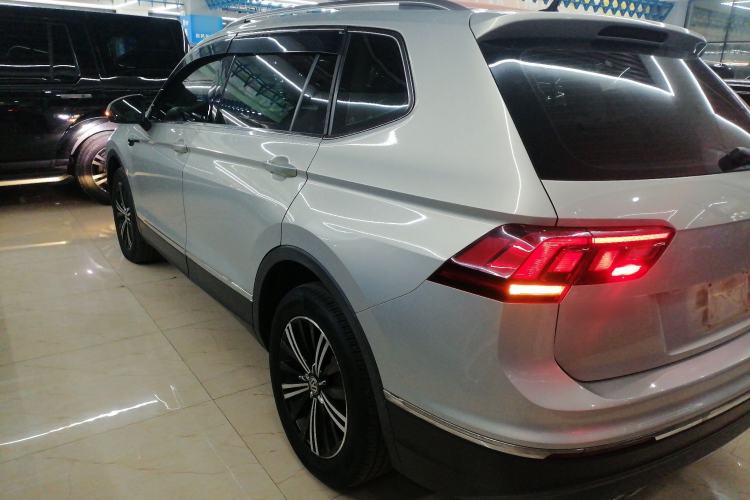 Used Volkswagen Tiguan L 2019 330TSI Automatic Two-Wheel Drive Panoramic Comfort Edition China V Standard