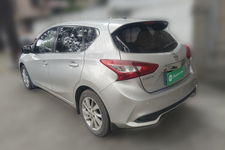 Used Nissan Tiida 2016 1.6L CVT Cool Dynamic Edition