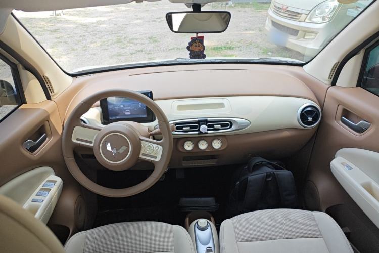 Used Wuling Hongguang MINIEV 2025 Four-Door Version Advanced Edition
