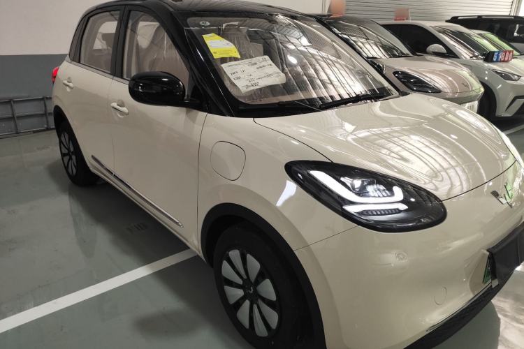 Used Wuling Bingo 2025 333 km Lingxi Connected Version
