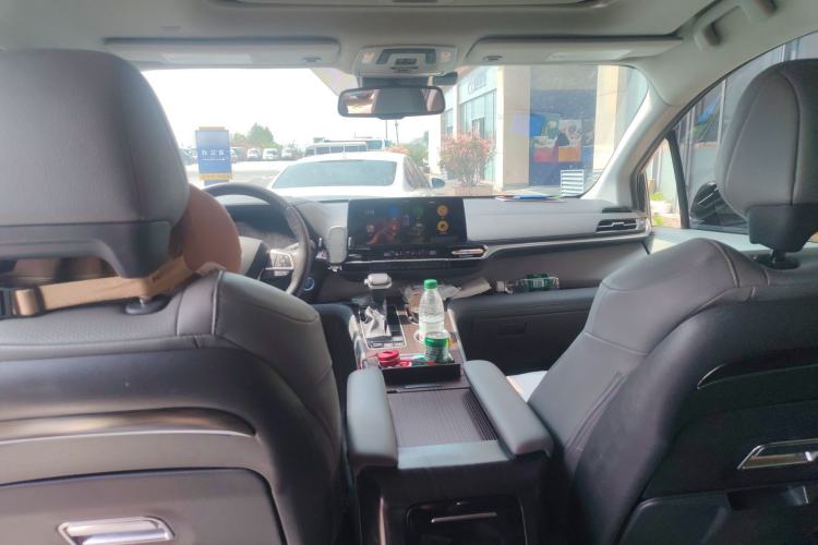 Used Toyota SIENNA 2021 2.5L Four-Wheel Drive XLE 7-Seater Canadian Version Headliner