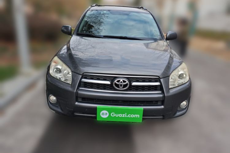 Used Toyota RAV4 2011 2.0L Automatic Luxury Edition
