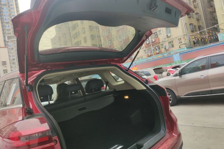 Used Geely Auto Emgrand X7 Sport 2018 1.8TD Automatic Two-Wheel Drive Smart Connect 4G Internet Edition Trunk