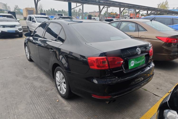 Used Volkswagen Sagitar 2014 Revised Version 1.4TSI Automatic Luxury Edition
