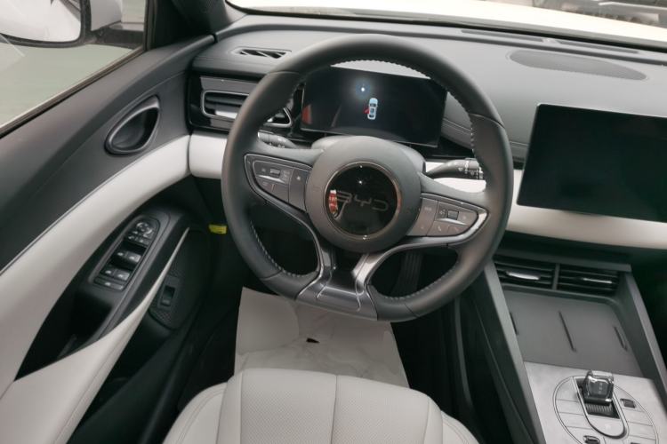 Used BYD Seal 06 New Energy 2024 DM-i 80KM Luxury Model