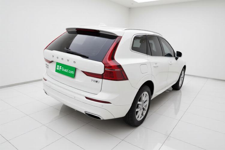 Used Volvo XC60 2019 T5 4x4 Smart Edition China VI Standard Exterior 5
