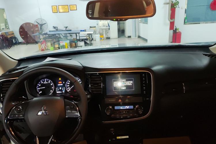 Used Mitsubishi Outlander 2020 2.0L Two-Wheel Drive Enjoyment Version 5 Seats