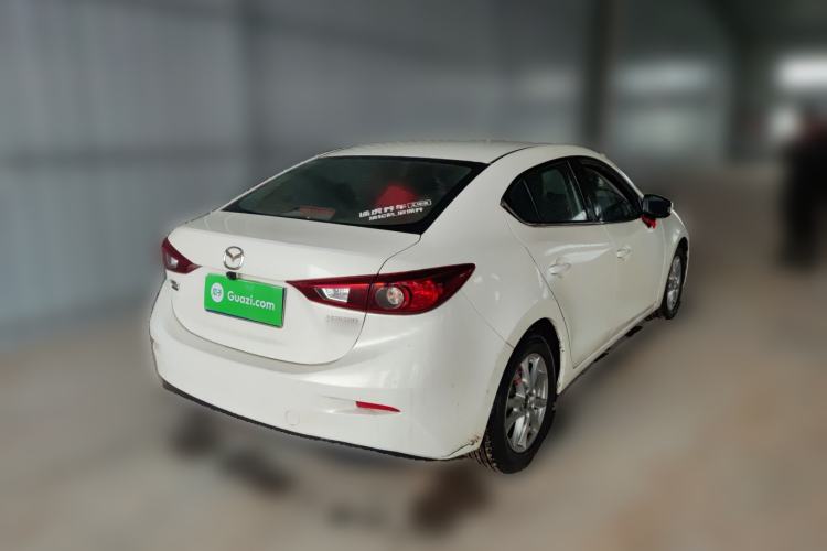 Used Mazda 3 Axela 2016 Sedan 1.5L Manual Comfort Model

