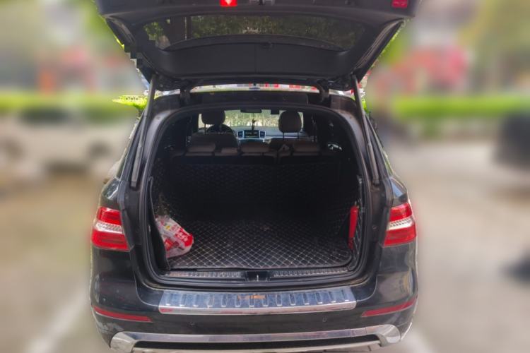 Used Mercedes-Benz M-Class 2015 ML 400 4MATIC Luxury Model
